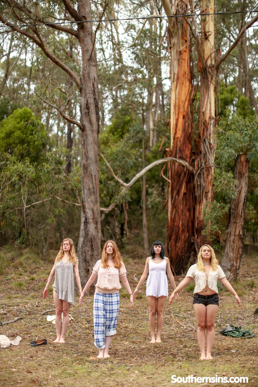 Gorgeous Australian girls practicing yoga in their hot outfits in nature porno fotky #423874912 | Southern Sins Pics, Chloe B, Kim Cums, Marina Lee, Jane, Laney, Hairy, mobilní porno