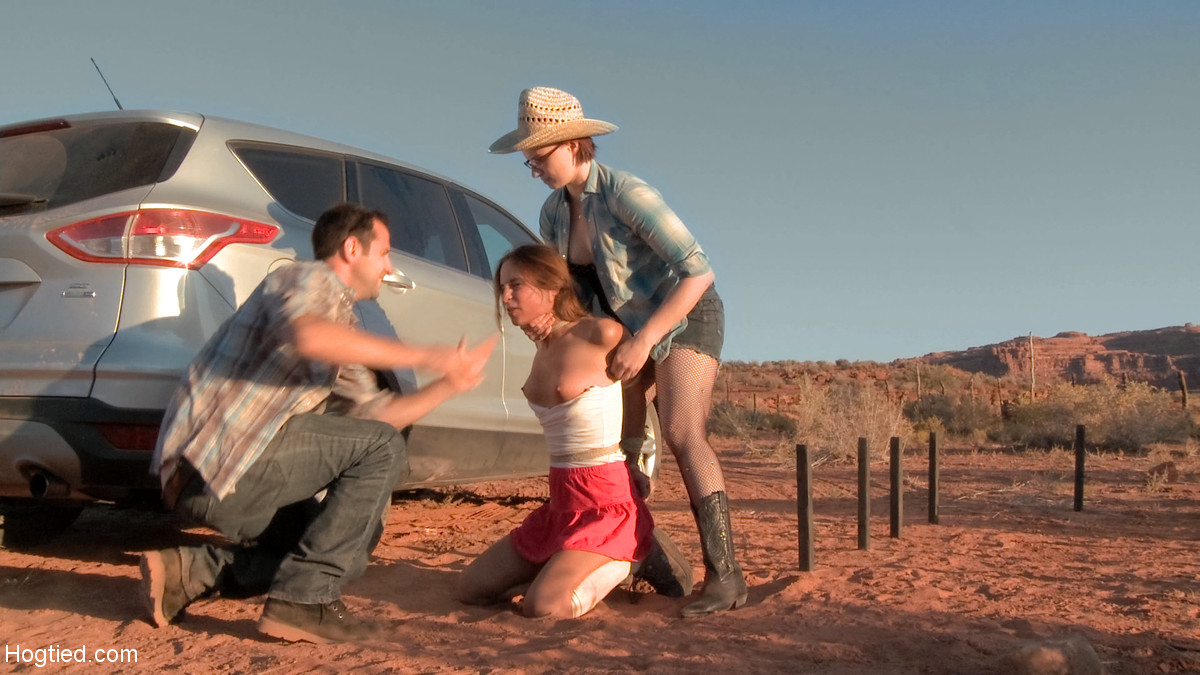 Petite hitchhiker Amber Rayne gets strapped down & toyed in desert bondage sex 色情照片 #423812172 | Hogtied Pics, Amber Rayne, Maestro, BDSM, 手机色情