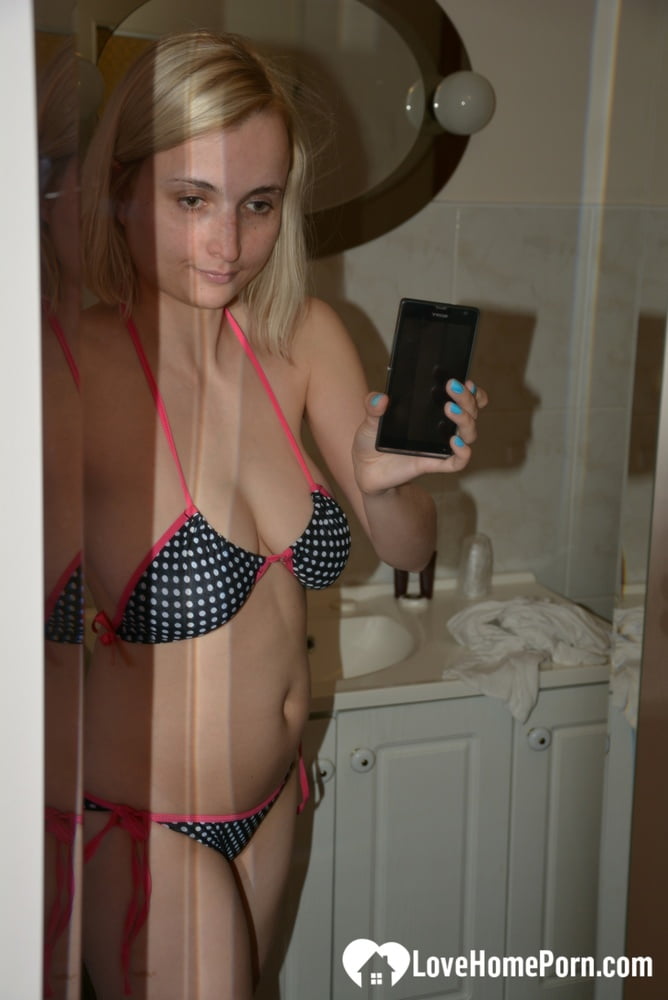 Hot Blonde Babe Shows Her Big Tits In The Mirror After A Day At The Beach