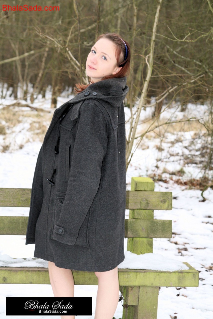 Amateur Bhala Sada wearing nothing under her coat flashes her tits in the cold