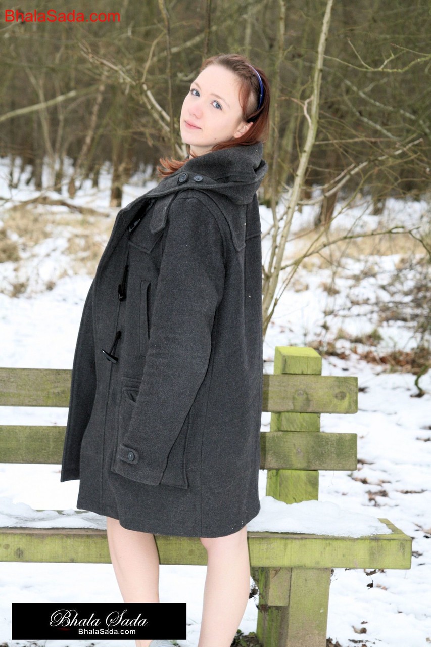 Amateur Bhala Sada wearing nothing under her coat flashes her tits in the cold