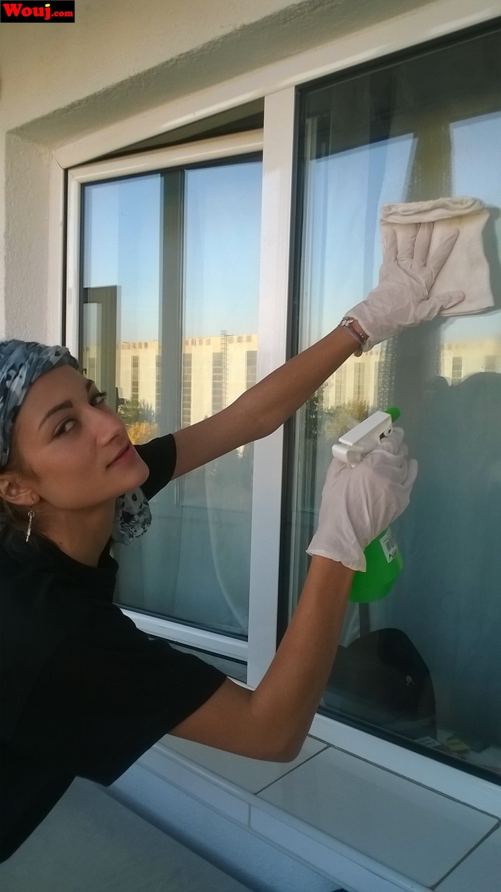 Sexy Housewife Wouj Flaunts Her Big Booty While Cleaning The Windows Outdoors