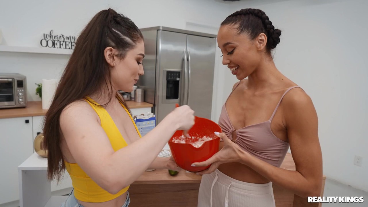 Sexy Teens Alexis Tae And Lily Lou Undress And Toy Each Other In The Kitchen