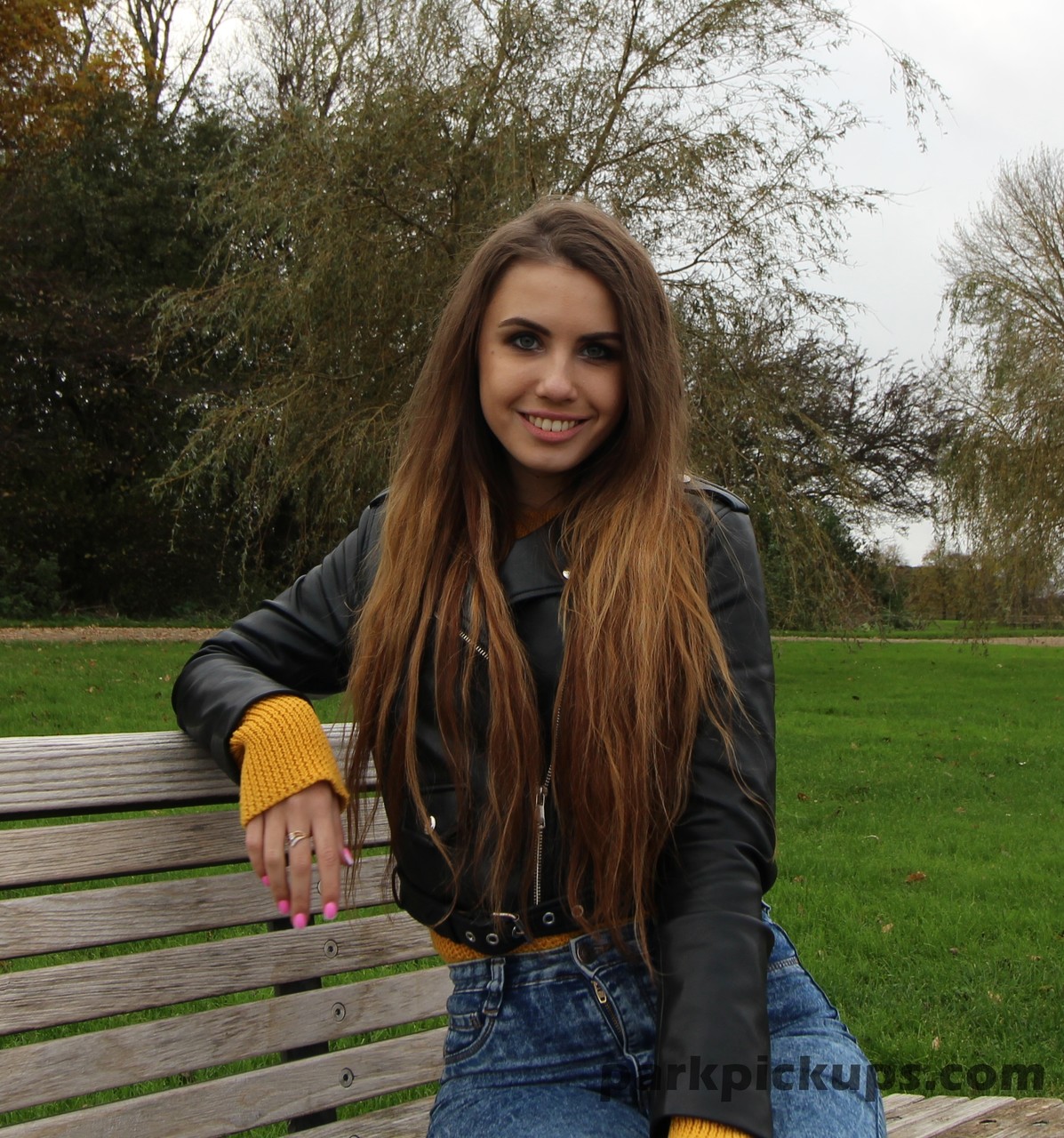 Long Haired Teen In A Leather Jacket Puts A Hard Dick In Her Mouth In A Park