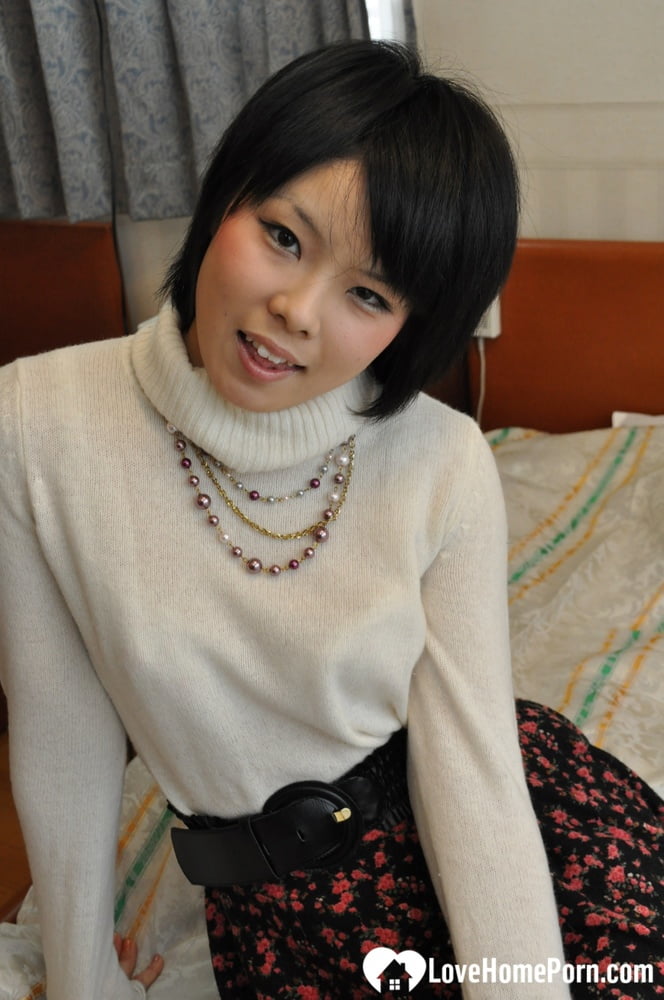 Short-haired Asian cutie lets a stranger touch her body in a hotel room 포르노 사진 #423907908 | Love Home Porn Pics, Homemade, 모바일 포르노