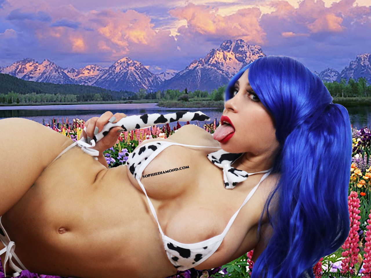 Blue Haired Babe Sophie Diamond Poses In A Cow Bikini Flaunts Her Big Tits