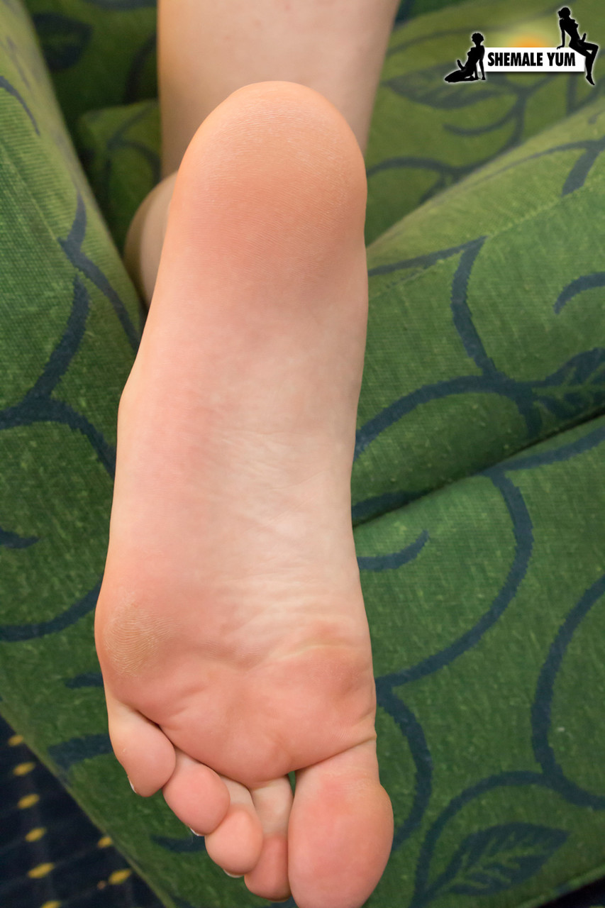 Dark Haired Shemale Sasha Skyes Displaying Her Sensitive Feet Cock Booty