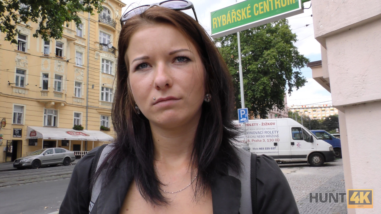 Hot amateur Czech brunette Denisse gets picked up on the street and fucked foto pornográfica #425687772 | Hunt 4K Pics, Reality, pornografia móvel