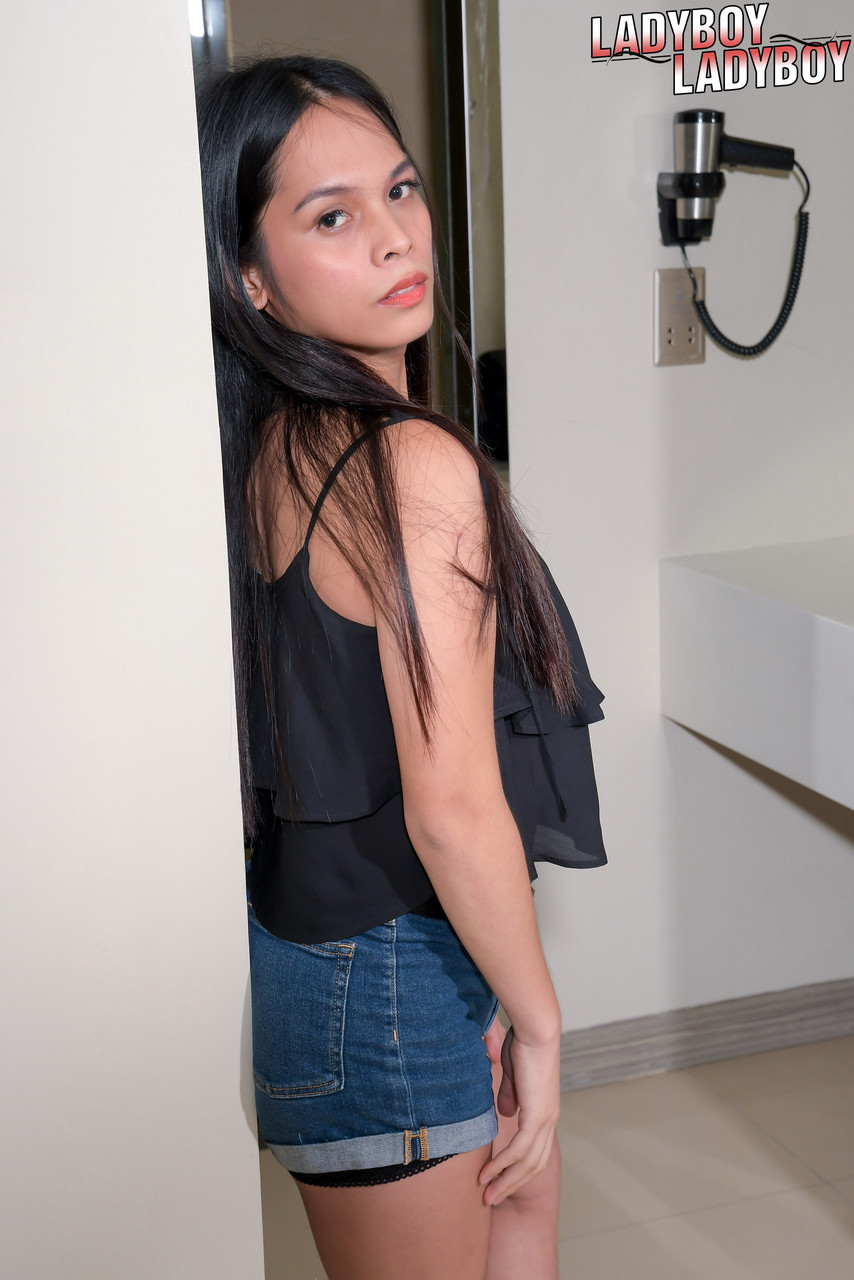 Asian TGirl Scarlett Porno-Foto #426121264