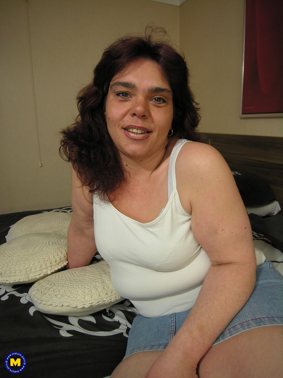 Amateur mom Jasmina fingers her pussy and teases with her fat body on a bed foto pornográfica #424140544 | Mature NL Pics, Jasmina, Saggy Tits, pornografia móvel
