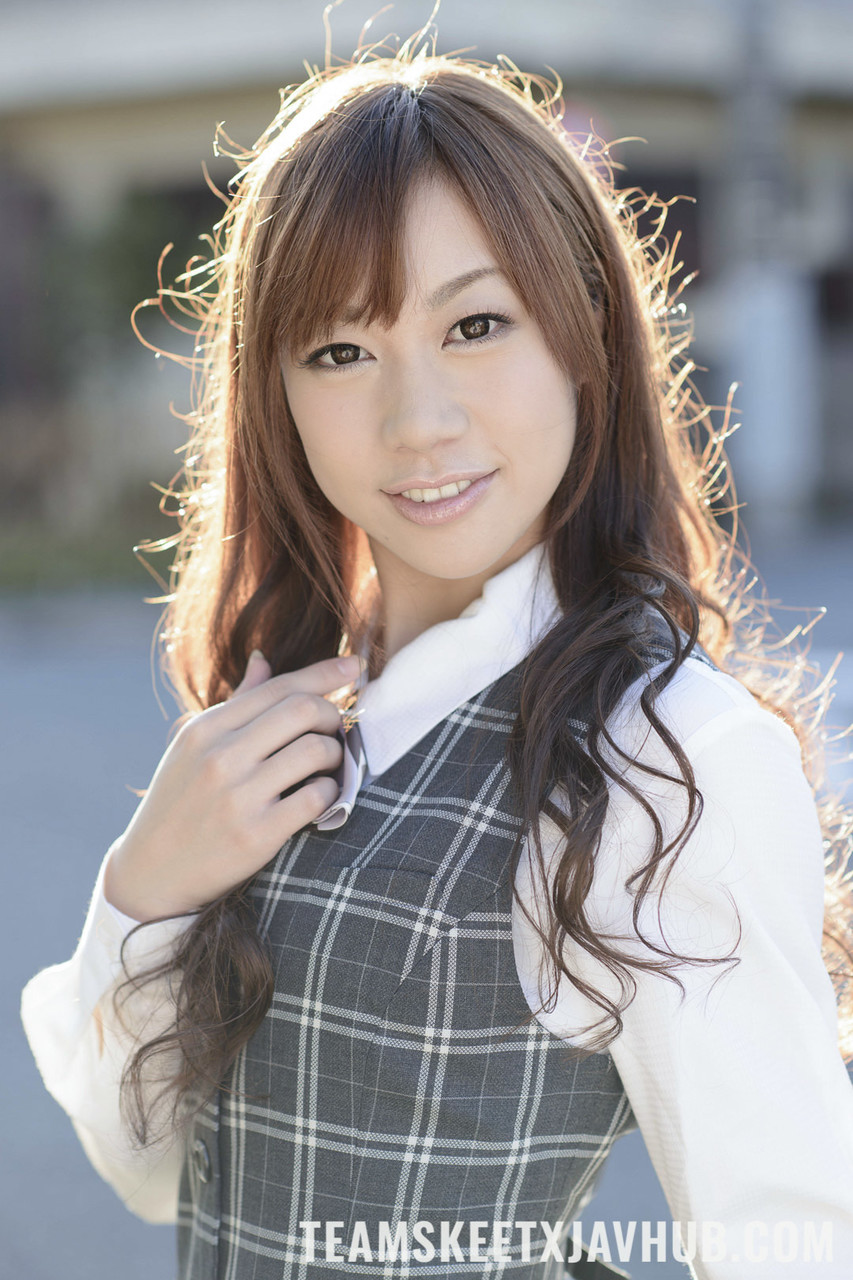 Pretty Asian Schoolgirl Aiko Endo Gets Creampied In An Mfm Threesome