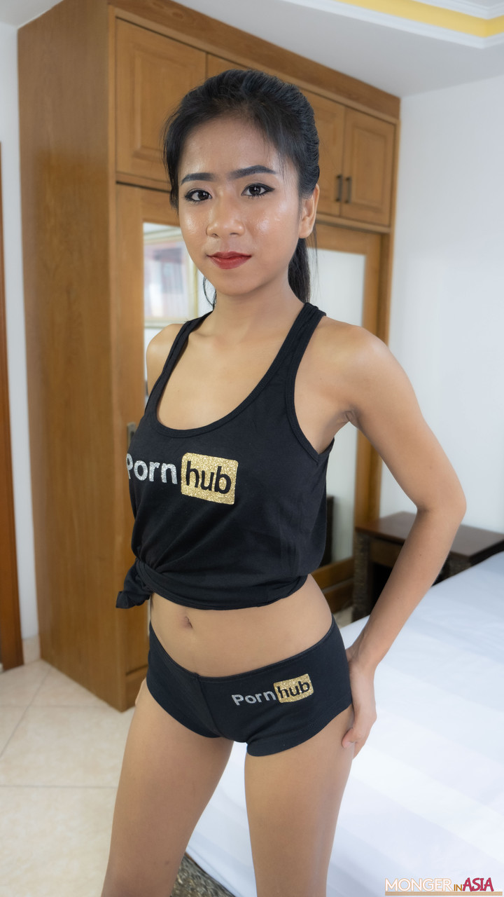 Thai Beauty Som Poses In Her Pornhub Outfit Shows Her Big Tits Ass