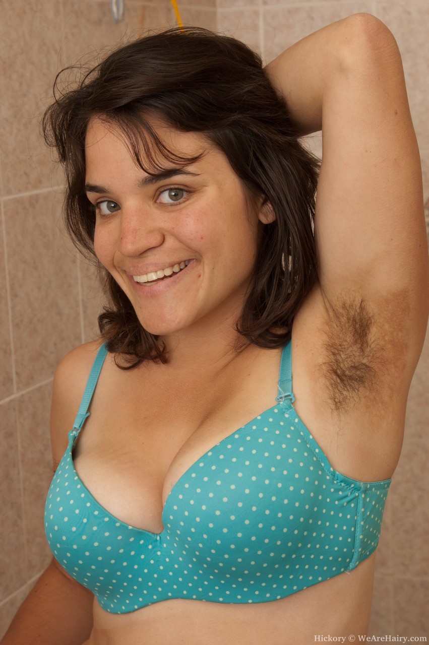 Brunette amateur Hickory shows her naturals and hairy muff and legs in a tub porn photo #426848638