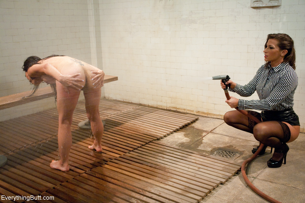 Asian inmate Tia Ling gets stripped & tortured with water by warden Ariel X ポルノ写真 #426770106 | Everything Butt Pics, Ariel X, Mark Wood, Tia Ling, Prison, モバイルポルノ