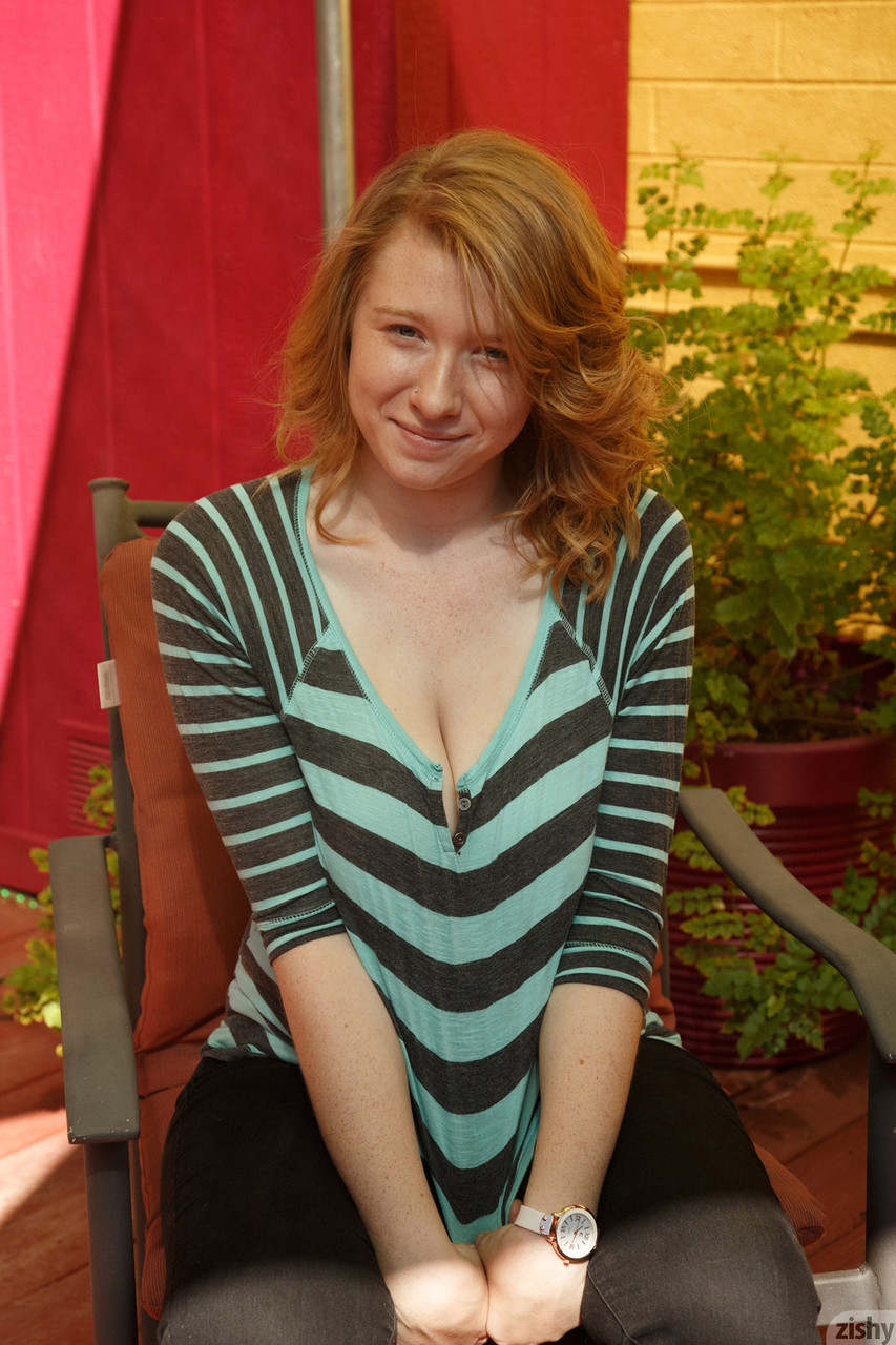 Ginger teen Irelynn Dunham shows her incredible boobs and big bum in a solo photo porno #422799469