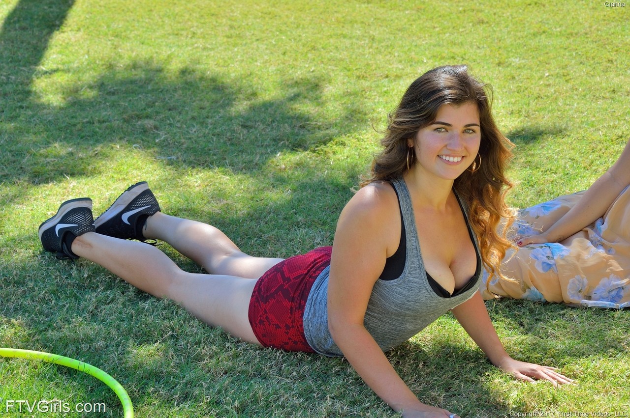 Beautiful busty amateur Gianna showing off her big boobs outdoors ポルノ写真 #424149239 | FTV Girls Pics, Gianna, Sports, モバイルポルノ