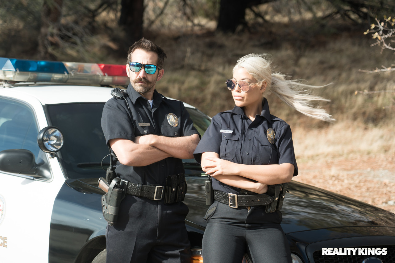 Blonde Spanish copper Bridgette B fucks a hot criminal on the cop car 포르노 사진 #424059404