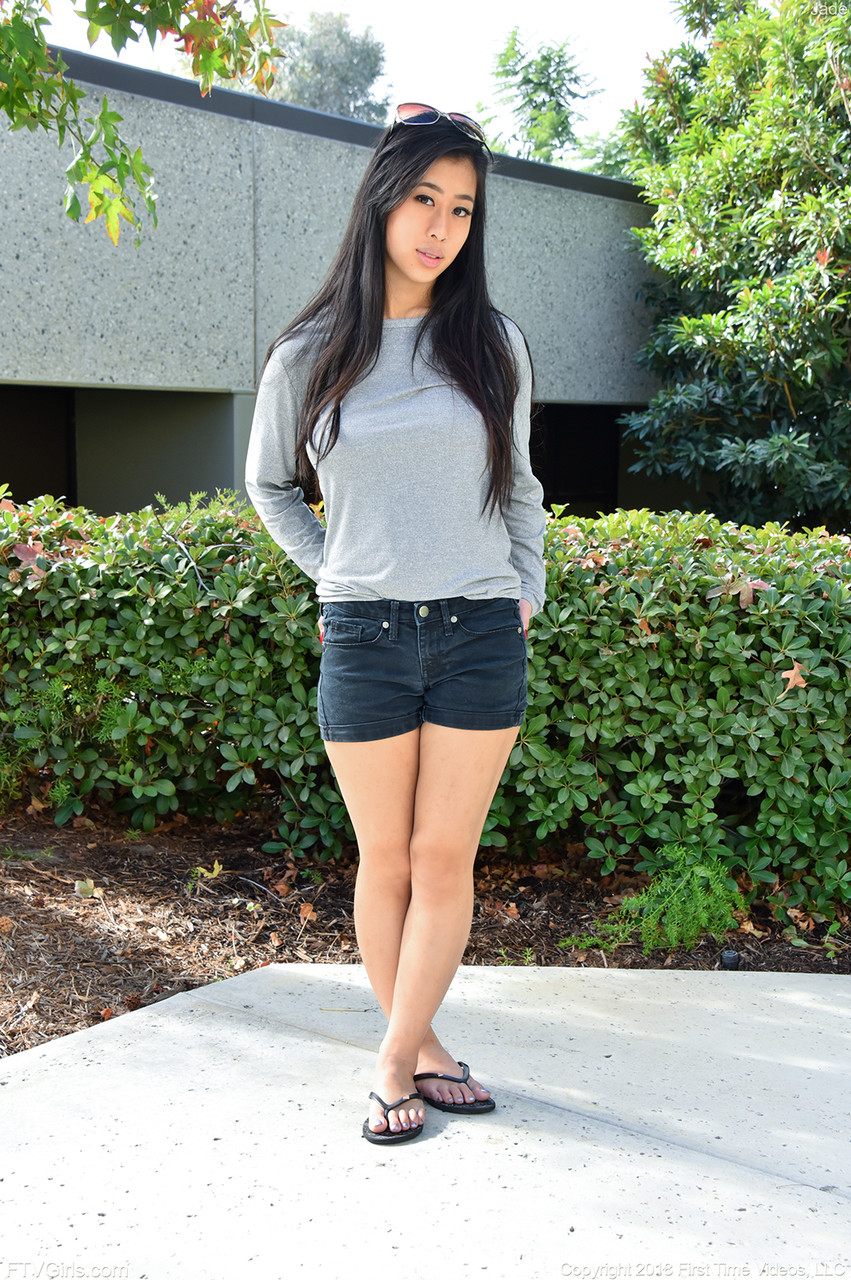 Beautiful Asian teen Jade Kush reveals her phenomenal boobs outdoors 色情照片 #428387372 | FTV Girls Pics, Jade Kush, Asian, 手机色情