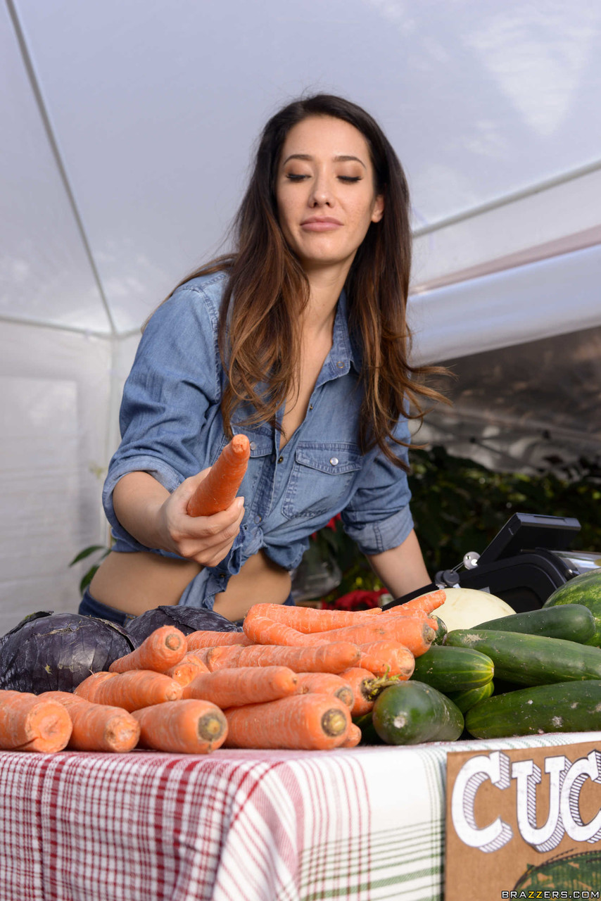 Beautiful farmer's wife Eva Lovia gets rammed at the vegetable market porno fotky #424081541