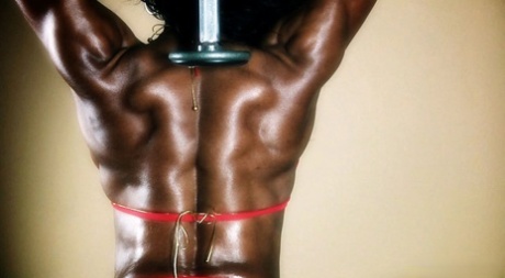 Ebony Bodybuilder Alexis Ellis Shows Off Her Ripped Physique In Bikini Bottoms