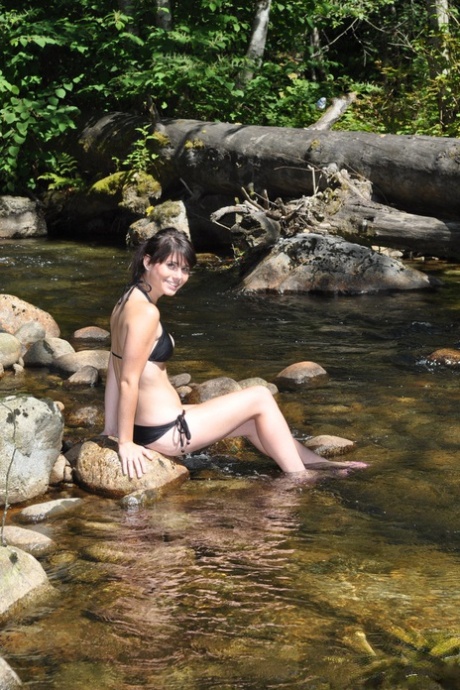 Brunette Amateur Hailey Removes Her Bikini To Show Wet Nice Tits In The River