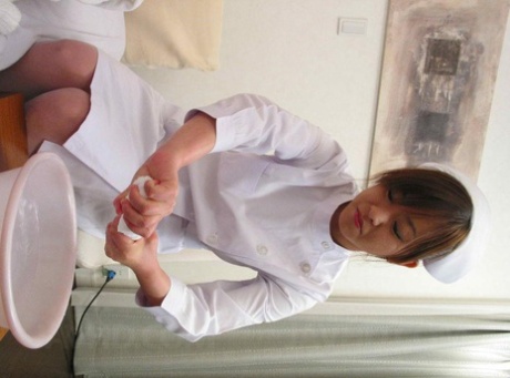 Japanese Nurse Miina Minamoto Has Sex With A Patient During A Sponge Bath