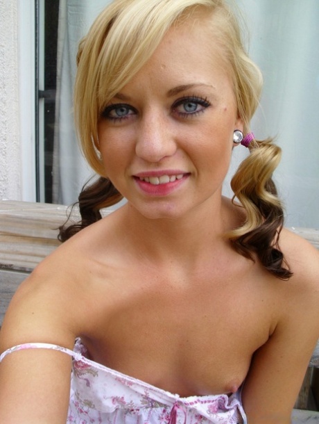 My imagination is fascinated by this lovely blonde Tiff with long hair, flaunting her large tits and tiny female bald spot.