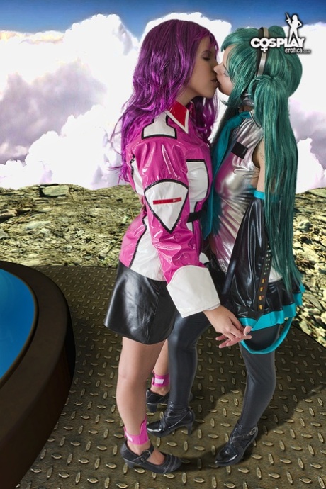 Pretty Cosplayers Share A Lesbian Kiss While Belting Out A Song