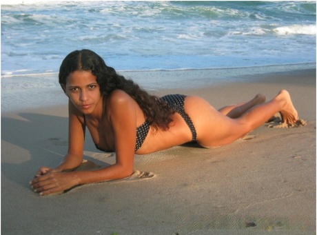 Brazilian Amateur Polliana Models A Bikini On A Sandy Beach