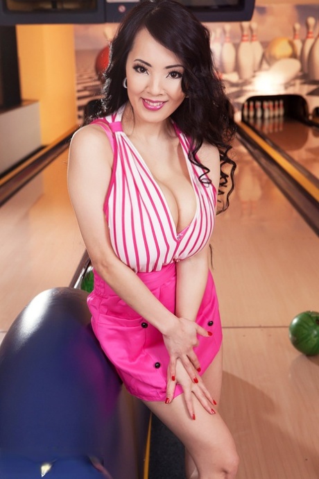 Asian Cutie Hitomi Whips Out Hr Monster Boobs At The Bowling Alley