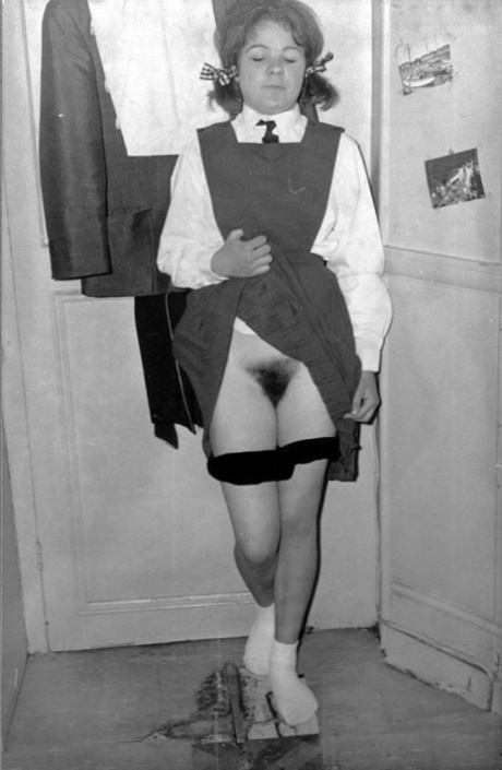 Youngest Vintage Porn Upskirts - Retro Uniform Porn Pics & Naked Photos - PornPics.com