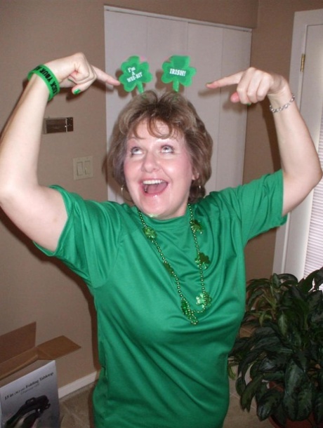 Busty Bliss, a middle age woman, celebrates St Patrick's day with POV sex.