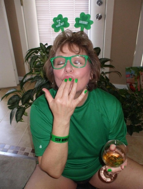 POV sex: Middle-aged Busty Bliss celebrates St Patrick's Day.