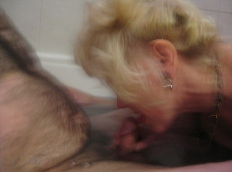 Middle-aged Blonde Ruth Masturbates In A Bathtub Prior To POV Sex