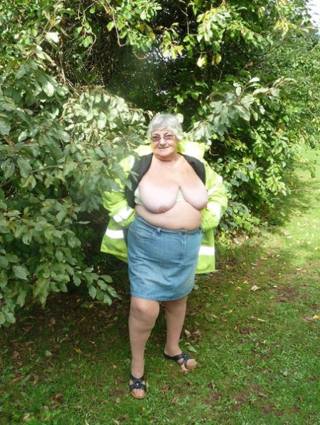 A tree in a park is the location where Grandma Libby, an overweight British woman, exposes herself.
