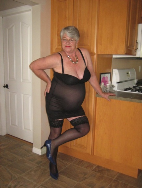 Silver Haired Nan Girdle Goddess Looses Her Large Tits From Black Lingerie