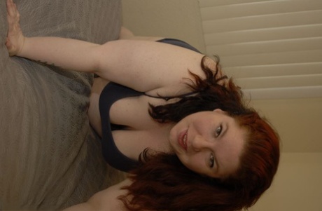 Redheaded Amateur BBW Inked Oracle Plays With Her Nipples During Solo Action