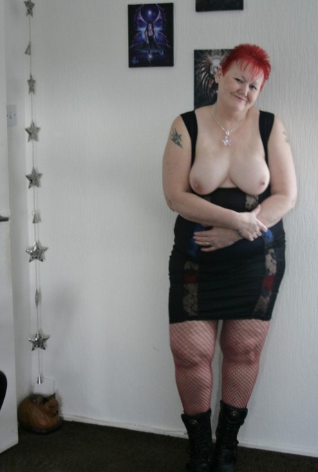 Mature BBW In Red Fishnet Stockings & Girdle Spreading With Big Tits Exposed
