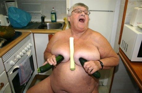 While playing with vegetables, Grandma Libby from the Obsessed Unites States gets completely nude.