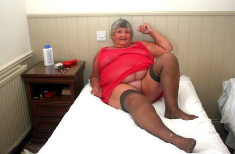 Obese Senior Citizen Grandma Libby Gets Naked Before Masturbating With A Toy