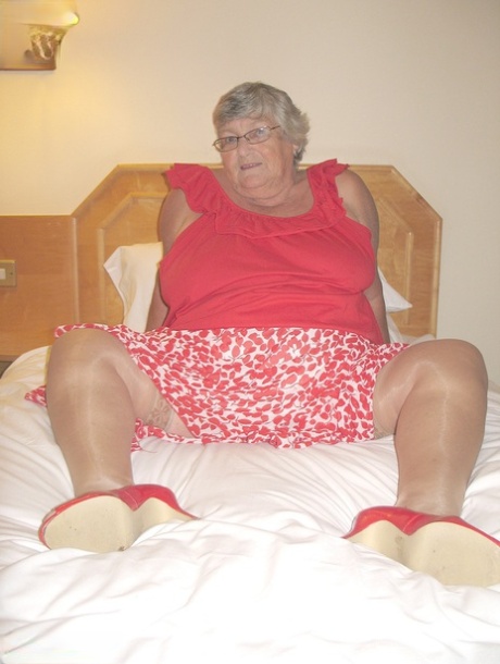 Fat British Lady Grandma Libby Toys Her Pussy On A Bed In Nylons And Garters
