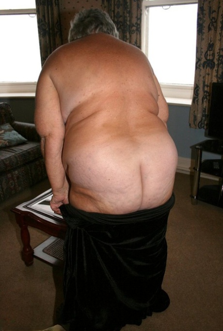 Obese UK Senior Citizen Grandma Libby Goes Naked On A Loveseat In Stockings