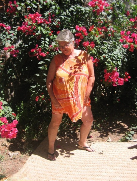 Obese Granny Girdle Goddess Strips To Her Sandals On Garden Patio