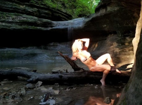 Bikini-wearing sex on the trail: Blond amateur Meet Madden strikes some hot solo spots to kick off her backpacking adventure.