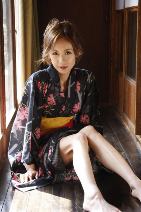 Shuri Maihama, a Japanese model, removes her upskirt panties while wearing a kimono.