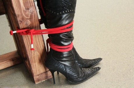 Insane Sexy Tied Girls Leatherlady