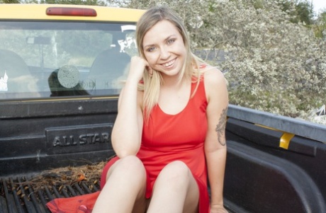 Blonde Amateur Annabel Harvey Shows Her Feet And Pussy In Back Of Pickup Truck