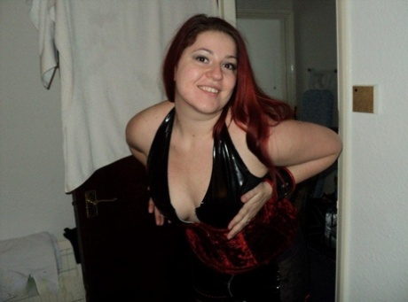 During the self-bondage set, natural redheads use a ball gag to communicate with themselves.