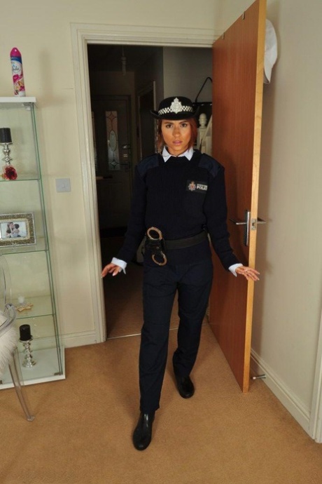 Female Officer - Female Police Officers Porn Pics & Naked Photos - PornPics.com