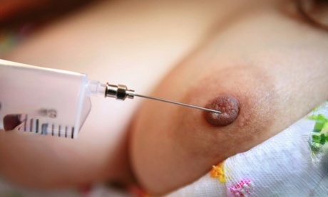 Needle - Needle Nipples Porn Pics & Naked Photos - PornPics.com
